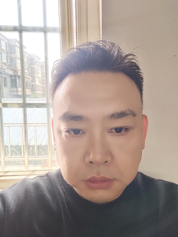 爱人先爱己的第一张照片--宜宾相亲服务中心