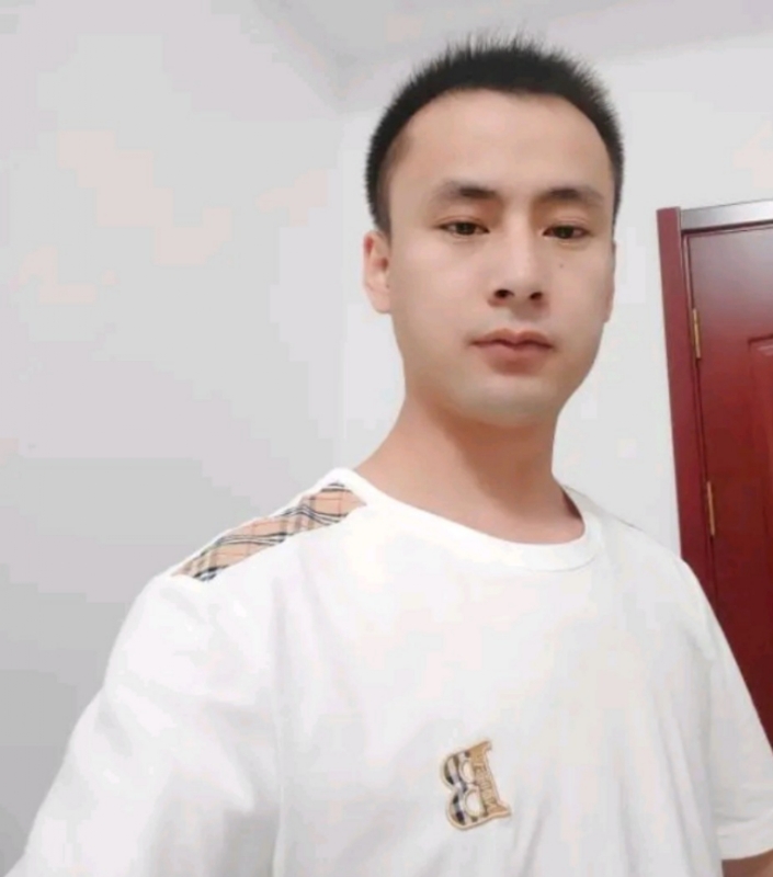 海阔天空的第一张照片--宜宾相亲服务中心