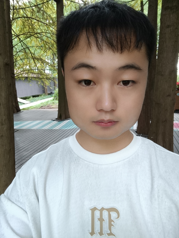 故人似的第一张照片--宜宾相亲服务中心
