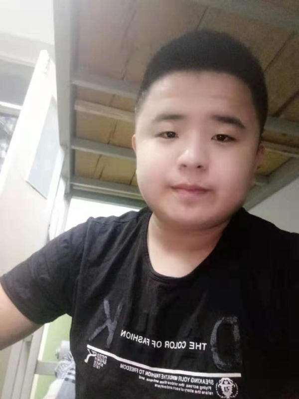 打小就爱淘气的第一张照片--宜宾相亲服务中心