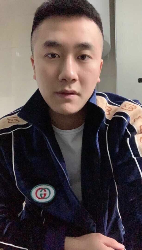 凌毅的第一张照片--宜宾相亲服务中心