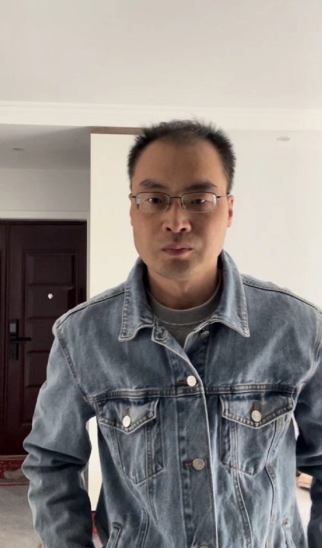 墨灬白的第一张照片--宜宾相亲服务中心