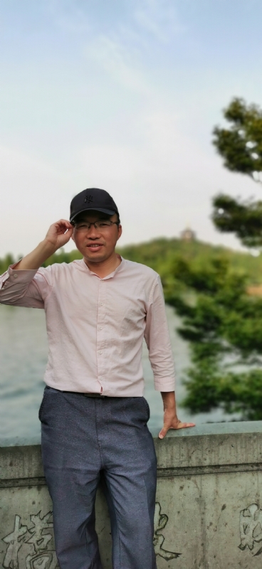 大叔有点忙的第三张照片--宜宾相亲服务中心