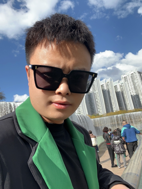 子阳的第一张照片--宜宾相亲服务中心