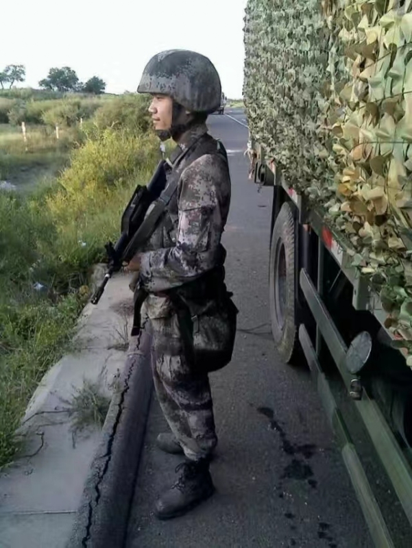 搬砖中的第一张照片--宜宾相亲服务中心