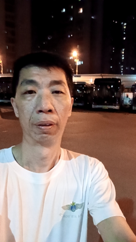 小丑的第一张照片--宜宾相亲服务中心