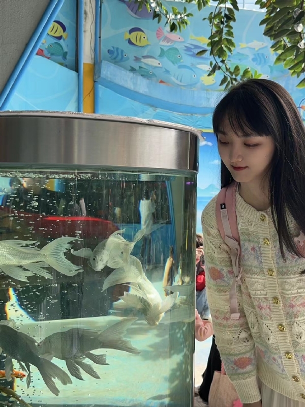 yiyi的第一张照片--宜宾相亲服务中心