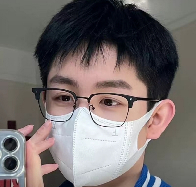 甜甜男孩的第一张照片--宜宾相亲服务中心