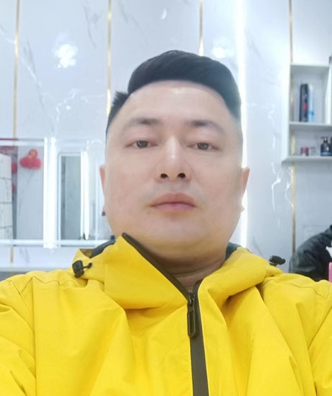 曾哥的第一张照片--宜宾相亲服务中心