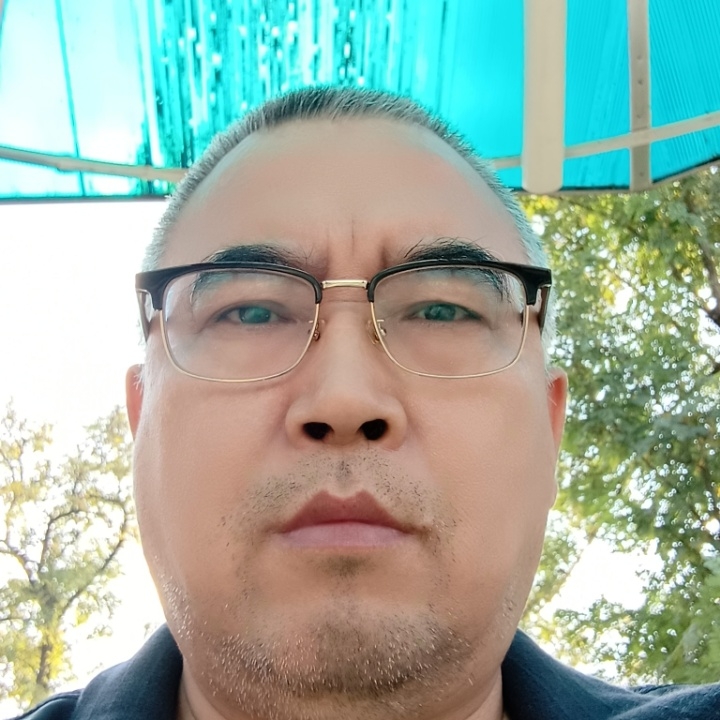 绿萝的第一张照片--宜宾相亲服务中心