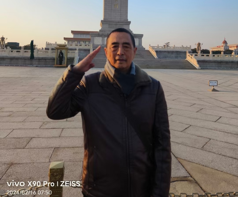 超爱英的第一张照片--宜宾相亲服务中心