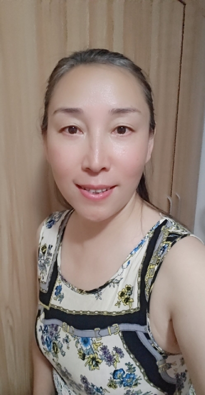 晓琴的第二张照片--宜宾相亲服务中心