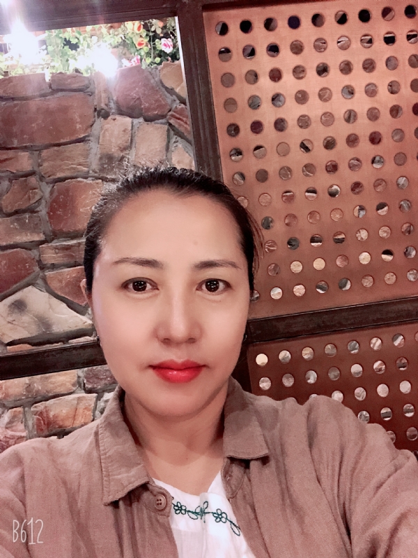 雲雲的第一张照片--宜宾相亲服务中心