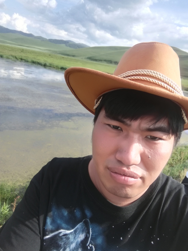 LOVE的誓言的第一张照片--宜宾相亲服务中心