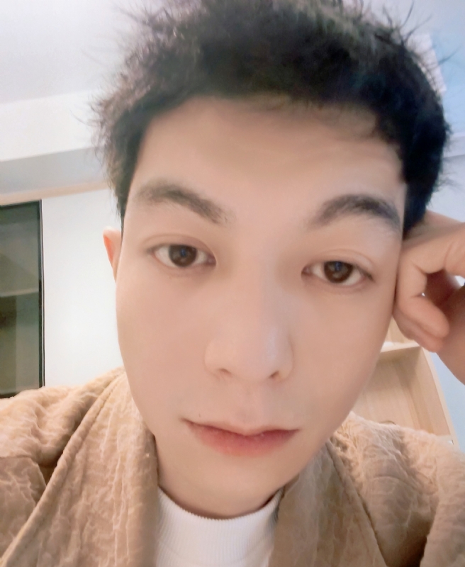 慕白的第一张照片--宜宾相亲服务中心