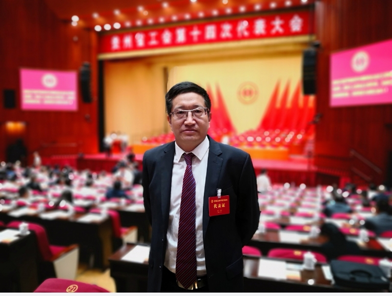 蓝天雁的第一张照片--宜宾相亲服务中心