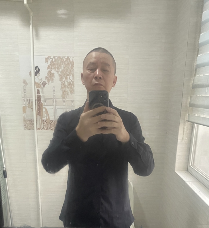 荣哥的第一张照片--宜宾相亲服务中心