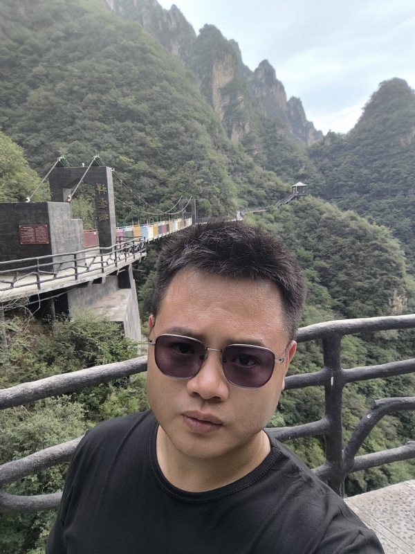 大海的第一张照片--宜宾相亲服务中心