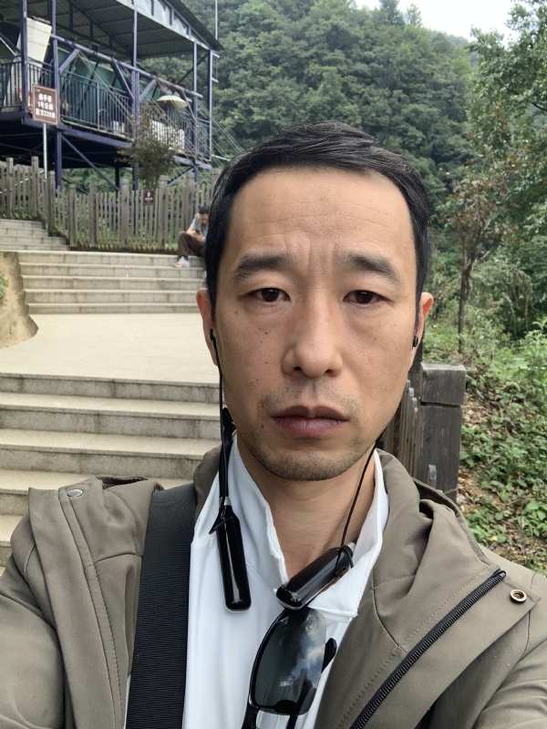 小林的第二张照片--宜宾相亲服务中心
