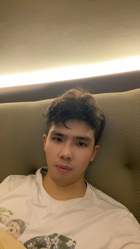 阿龙设计师的第一张照片--宜宾相亲服务中心