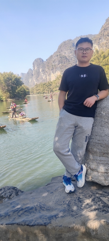 受过伤的狼的第二张照片--宜宾相亲服务中心