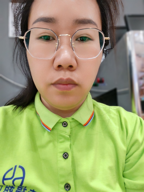 麻花小辫的第一张照片--宜宾相亲服务中心