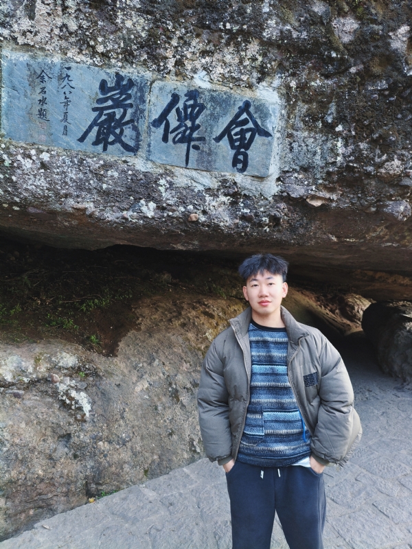 帅邓拖网速的第二张照片--宜宾相亲服务中心