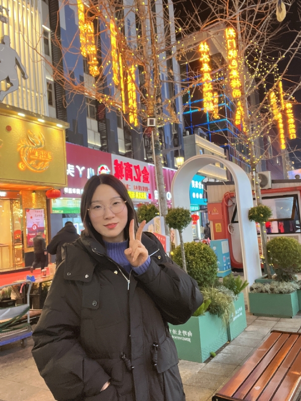 灵芽的第一张照片--宜宾相亲服务中心