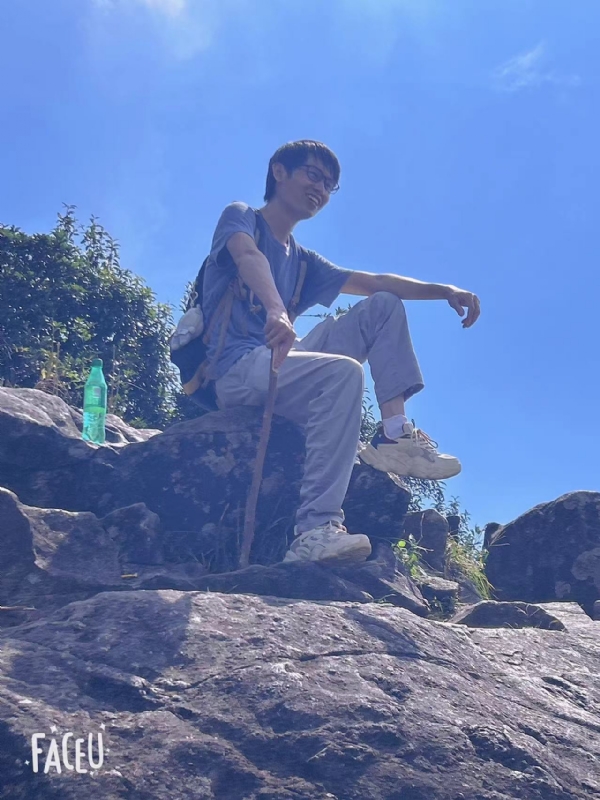 落叶之秋的第一张照片--宜宾相亲服务中心