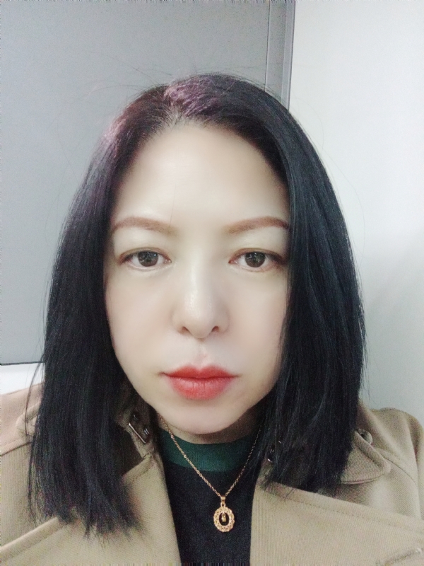 尘颜的第一张照片--宜宾相亲服务中心