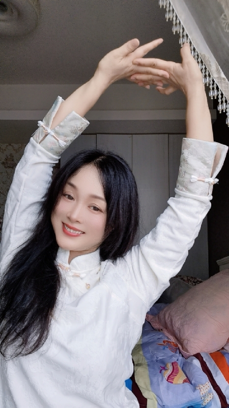 伊伊的第四张照片--宜宾相亲服务中心