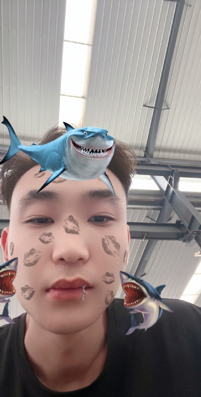 孤独的人的第一张照片--宜宾相亲服务中心