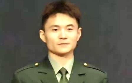 两年又三年的第一张照片--宜宾相亲服务中心