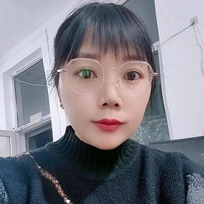 贺茂芳的第二张照片--宜宾相亲服务中心