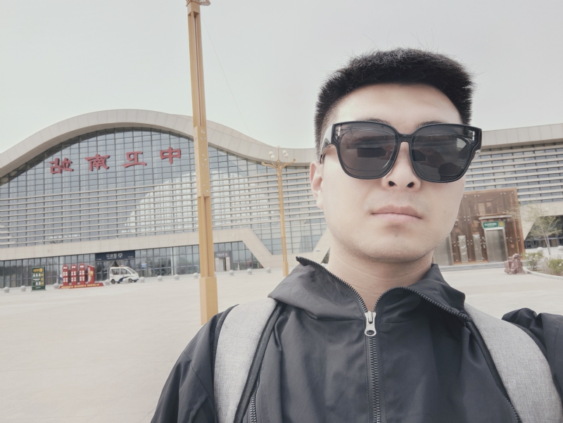 起因的第一张照片--宜宾相亲服务中心