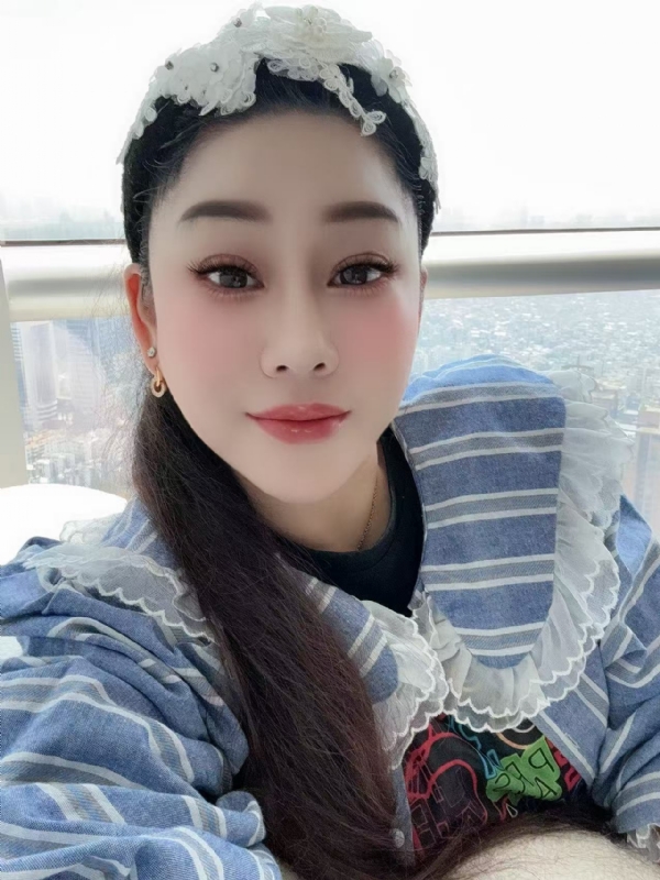 萱草沐晴的第一张照片--宜宾相亲服务中心