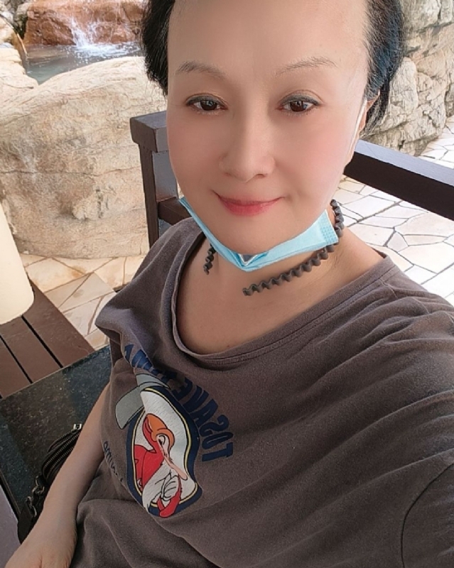 hong的第三张照片--宜宾相亲服务中心