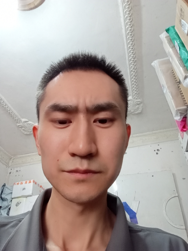 西门吹雪的第一张照片--宜宾相亲服务中心