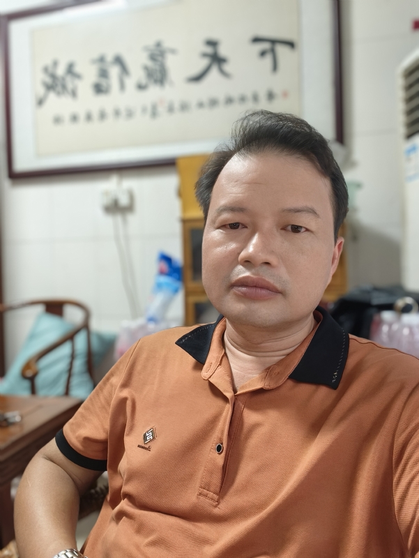自强不息的第一张照片--宜宾相亲服务中心