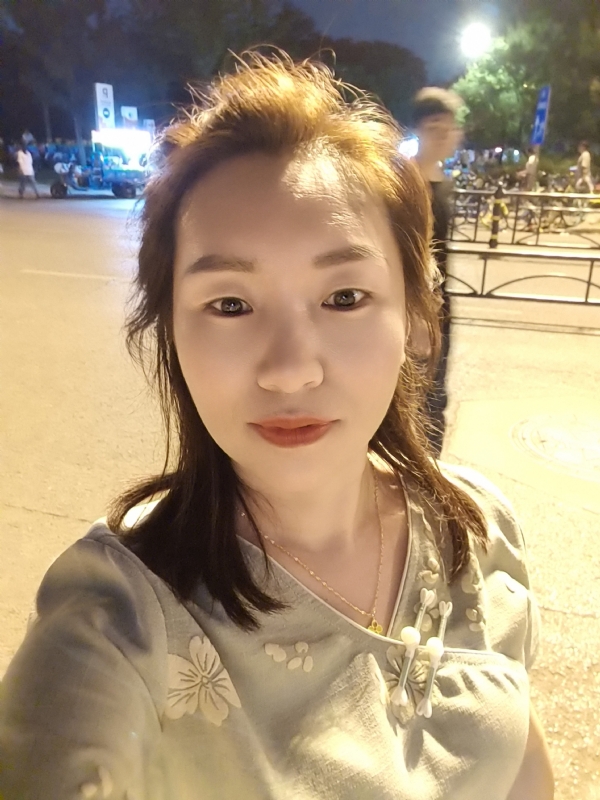 最美的期待的第一张照片--宜宾相亲服务中心