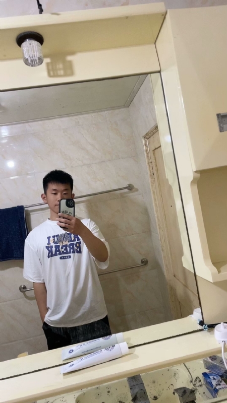 哈哈的第二张照片--宜宾相亲服务中心