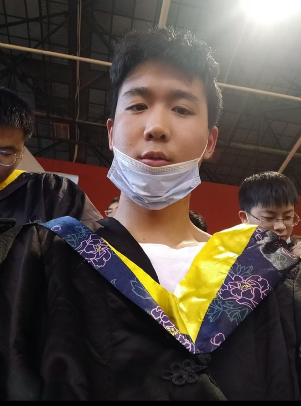 落落大方的第一张照片--宜宾相亲服务中心