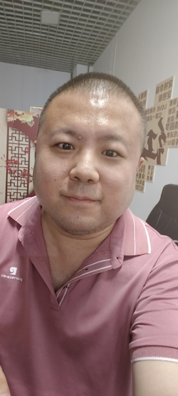 漫步星辰的第一张照片--宜宾相亲服务中心