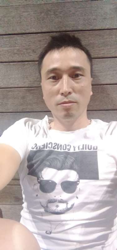 笑看一切的第一张照片--宜宾相亲服务中心