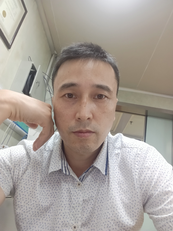 笑看一切的第三张照片--宜宾相亲服务中心