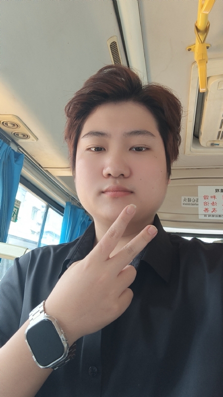 Apathy的第二张照片--宜宾相亲服务中心