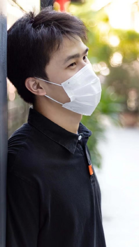 康庆浩的第一张照片--宜宾相亲服务中心