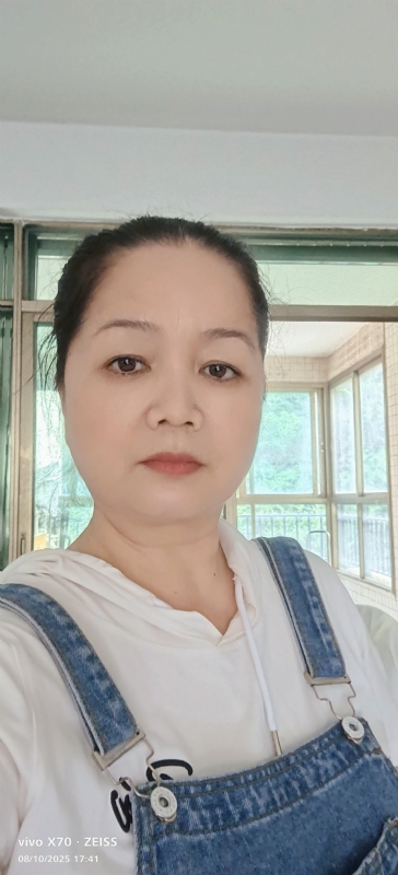 小巧玲珑的第一张照片--宜宾相亲服务中心