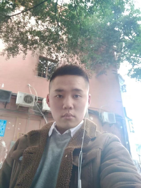 想了很久的男人的第一张照片--宜宾相亲服务中心