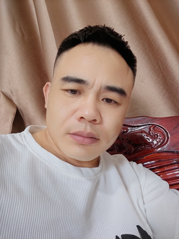 下一站的我的第一张照片--宜宾相亲服务中心